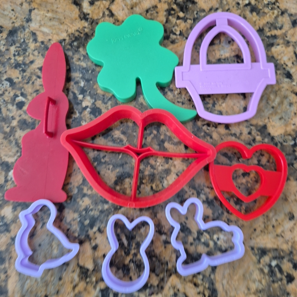 Colorful Cookie Cutter Set for Baking - Picture 3 of 3